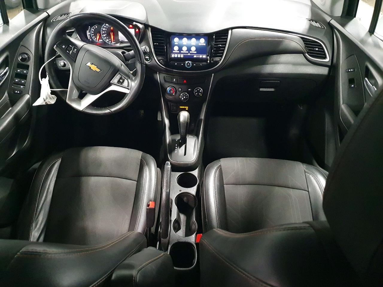 2018 CHEVROLET TRAX 1LT photo 8
