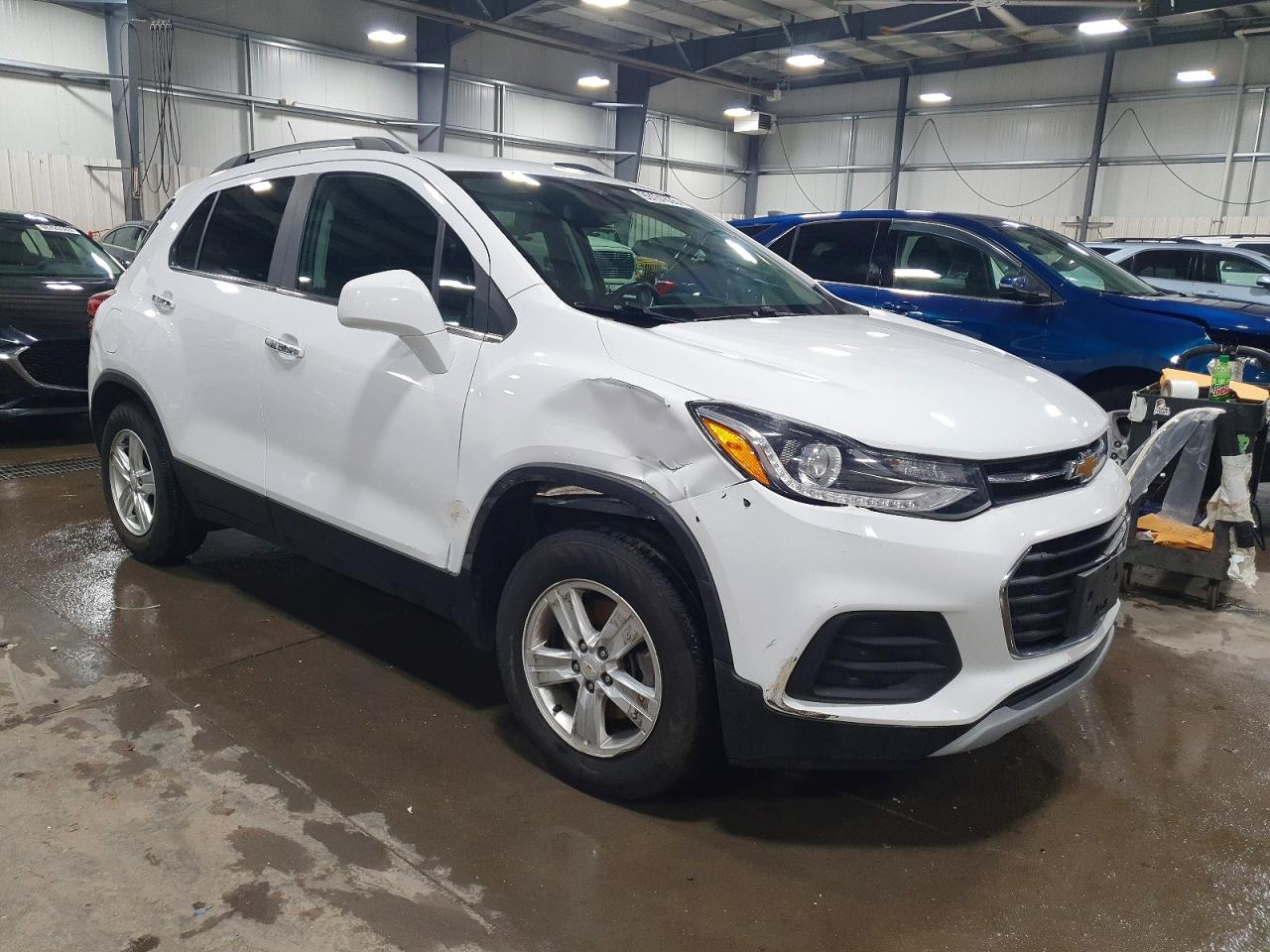2018 CHEVROLET TRAX 1LT photo 4