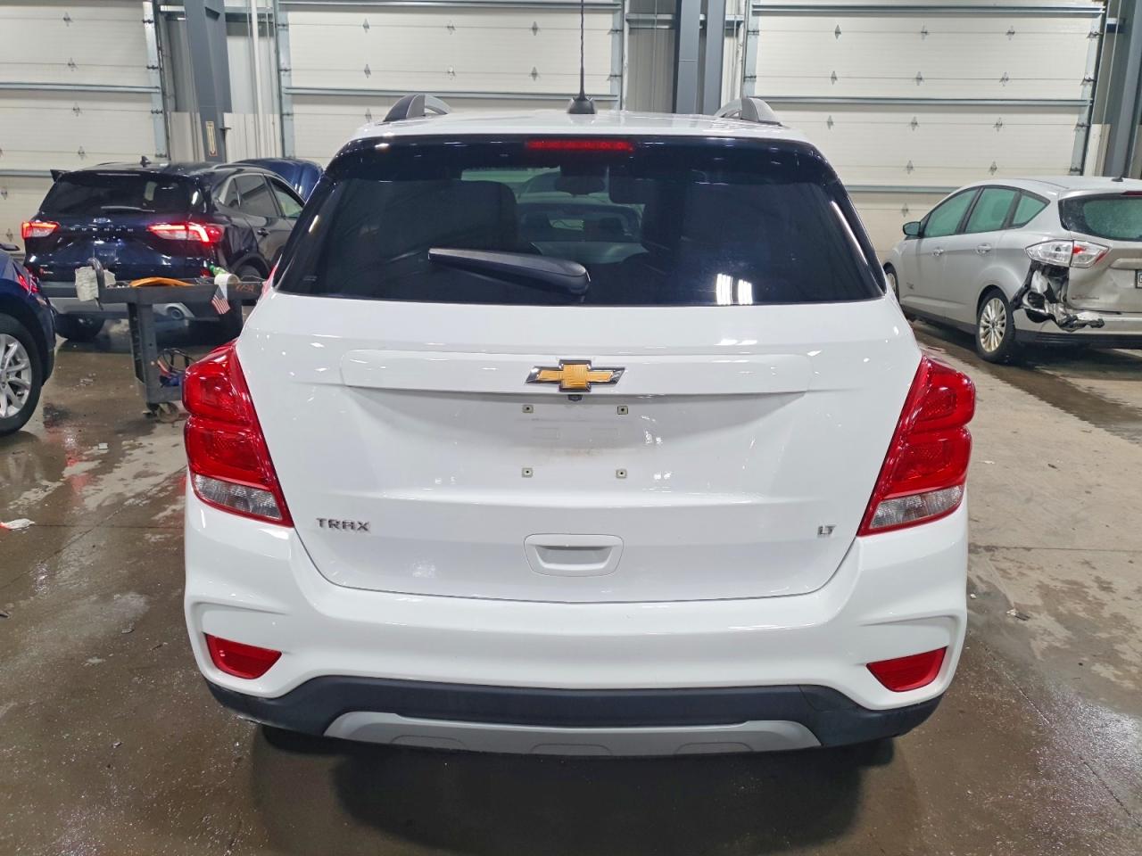 2018 CHEVROLET TRAX 1LT photo 6