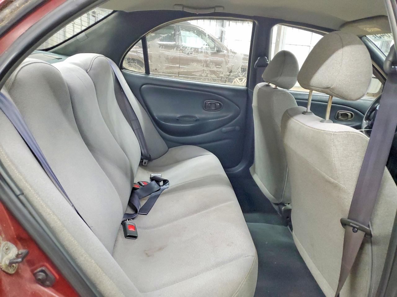 1997 HYUNDAI ELANTRA BASE photo 19