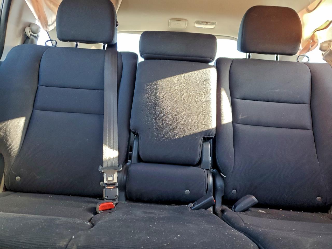 2010 HONDA CR-V LX photo 28