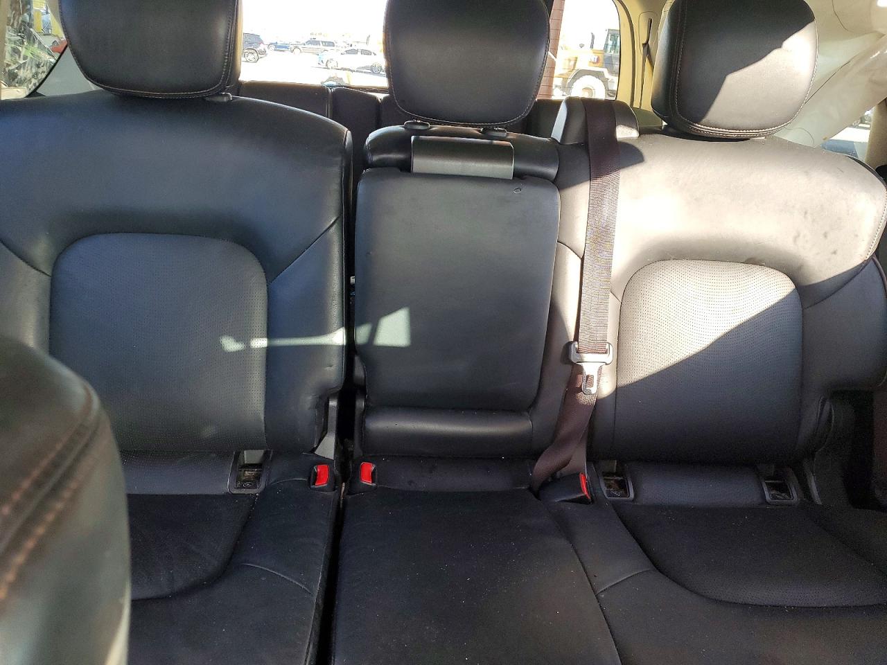 2019 NISSAN ARMADA SV photo 19