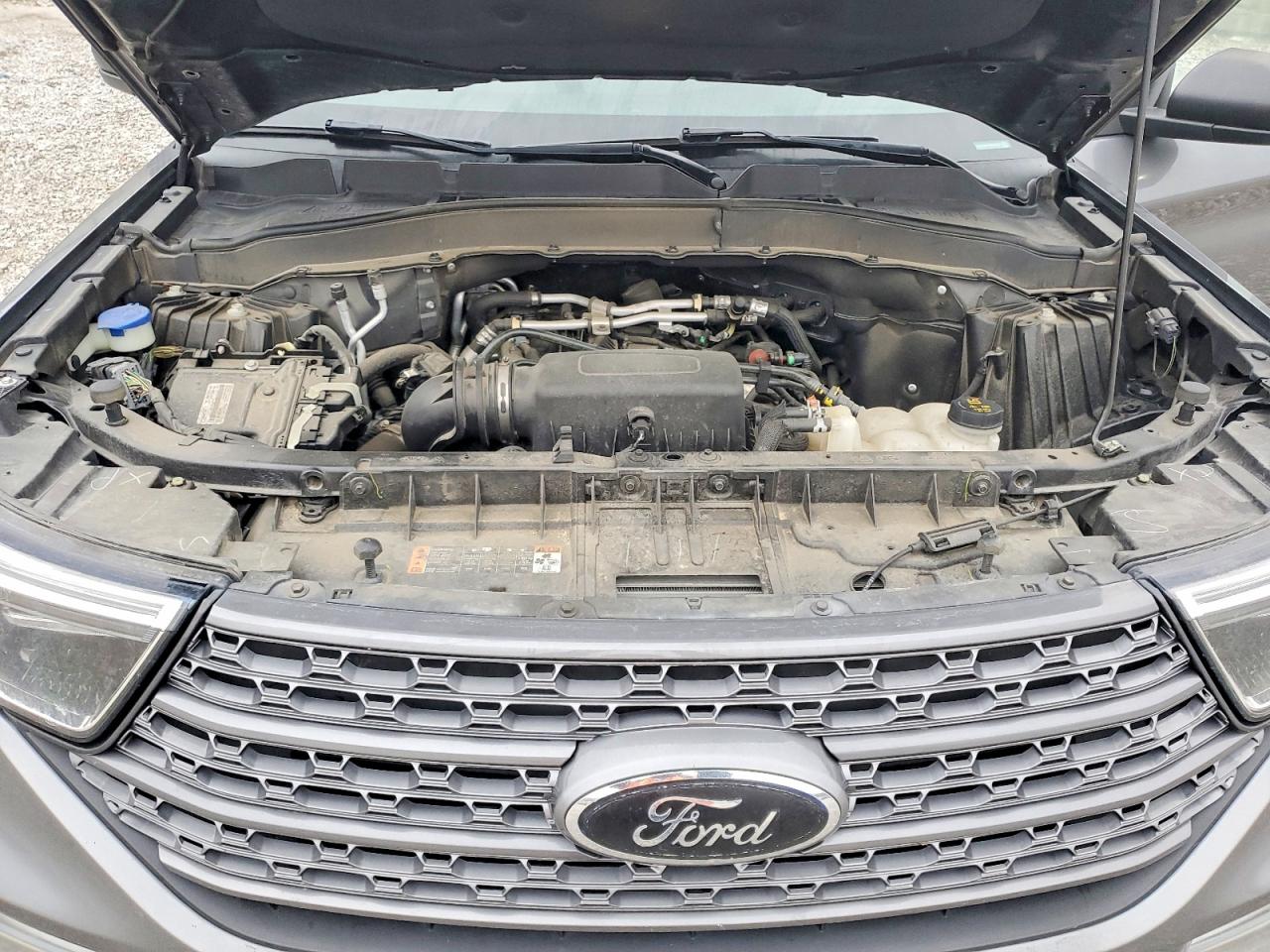 2021 FORD EXPLORER XLT photo 12