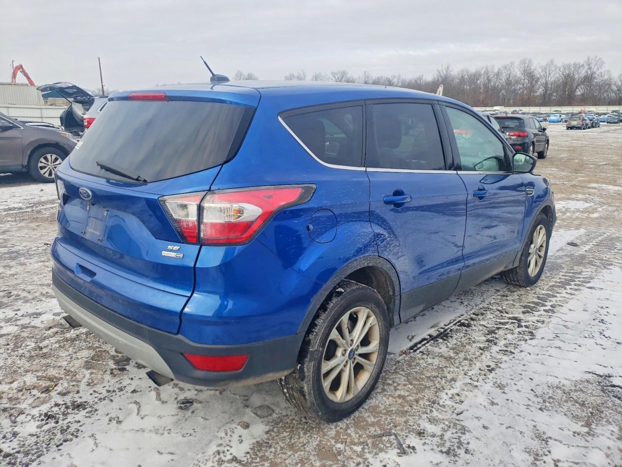 2017 FORD ESCAPE SE photo 5
