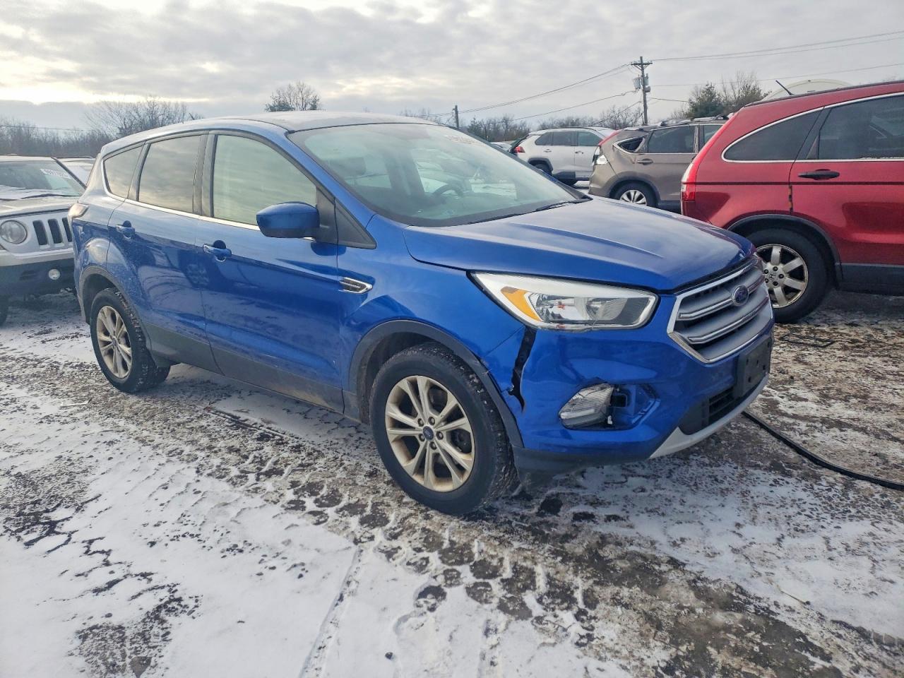 2017 FORD ESCAPE SE photo 7