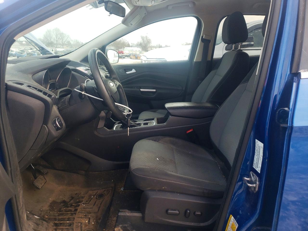 2017 FORD ESCAPE SE photo 13