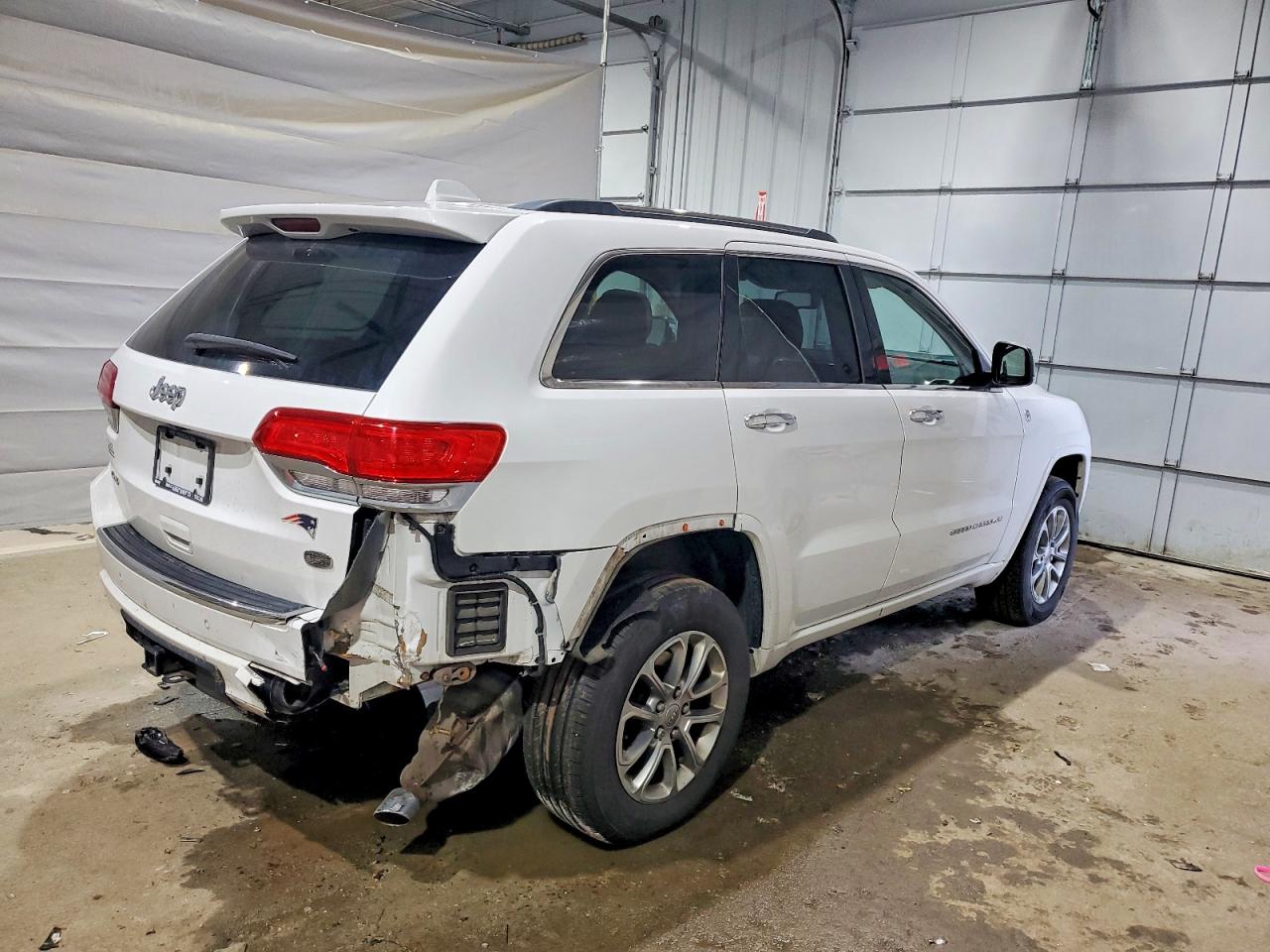 2015 JEEP GRAND CHEROKEE OVERLAND photo 3