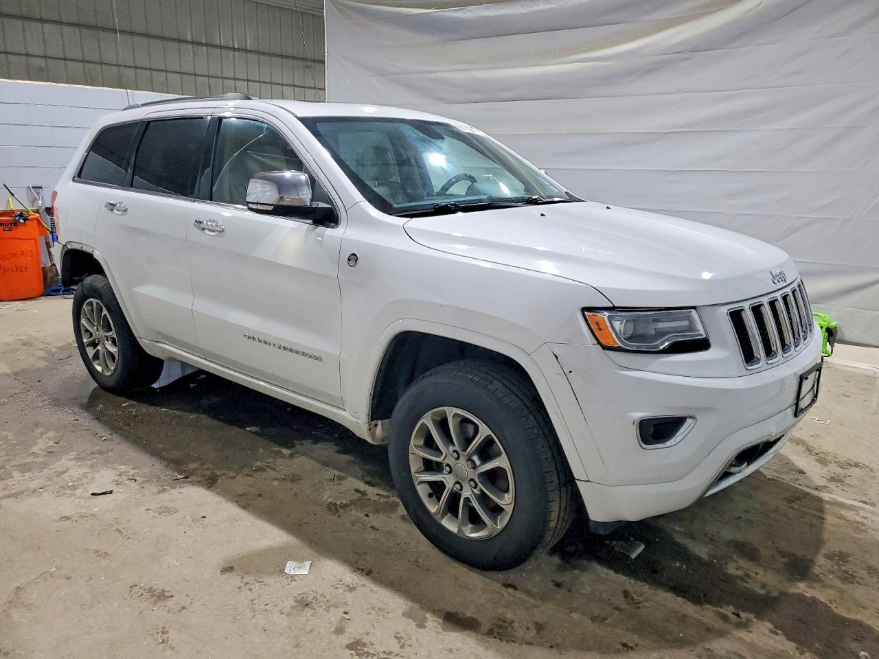 2015 JEEP GRAND CHEROKEE OVERLAND photo 4