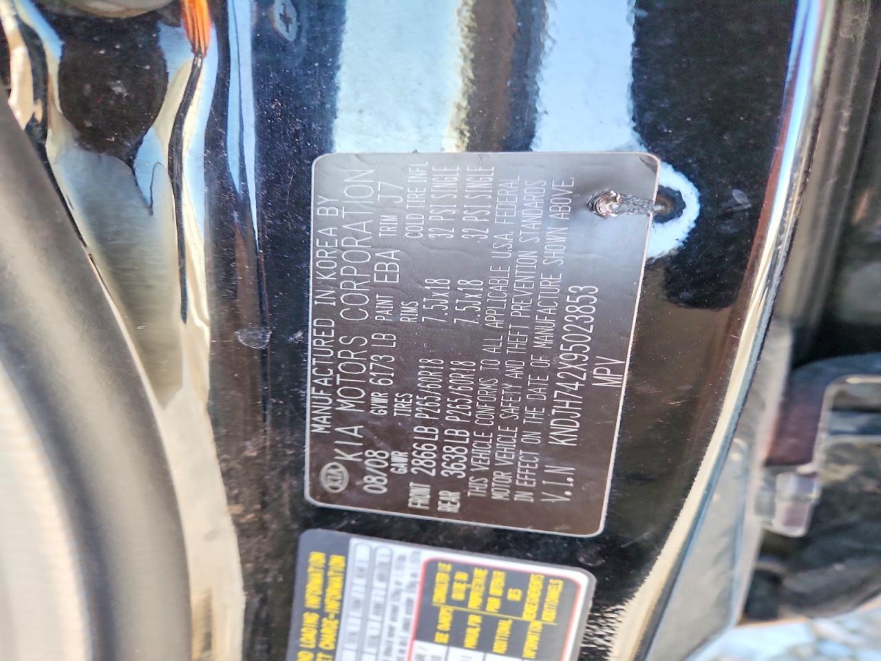 2009 KIA BORREGO LX photo 13
