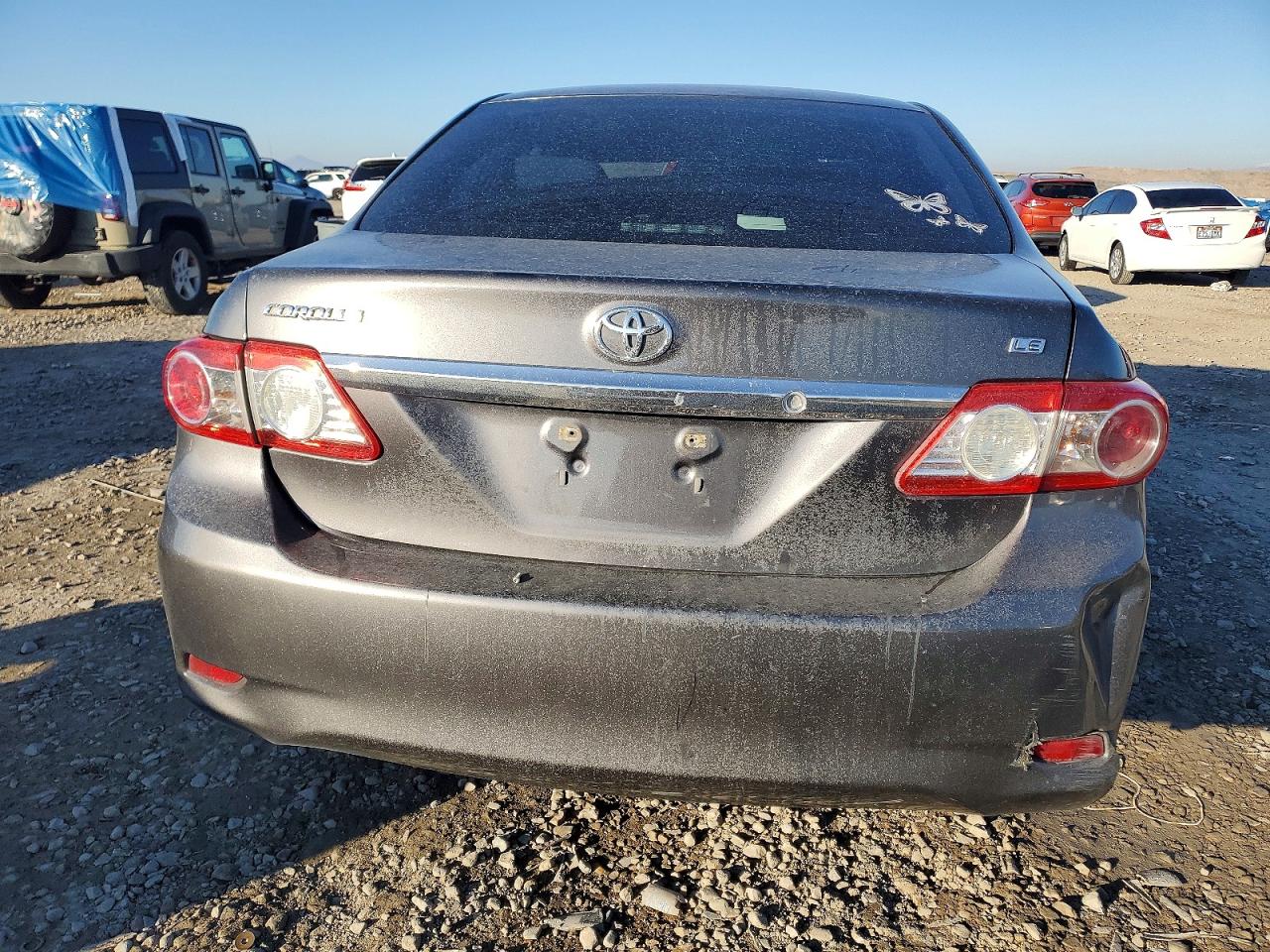 2013 TOYOTA COROLLA LE photo 6