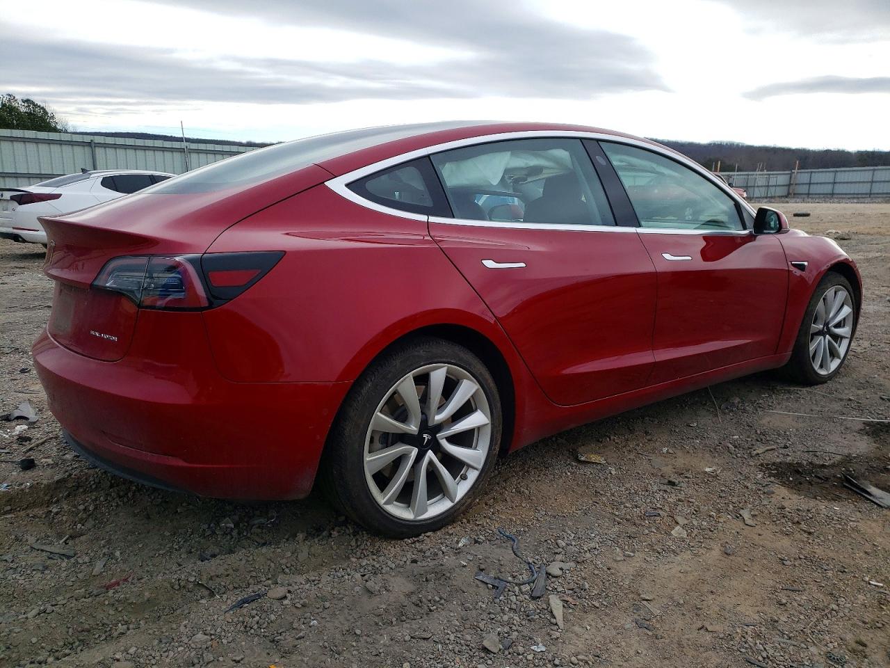 2018 TESLA MODEL 3 photo 3