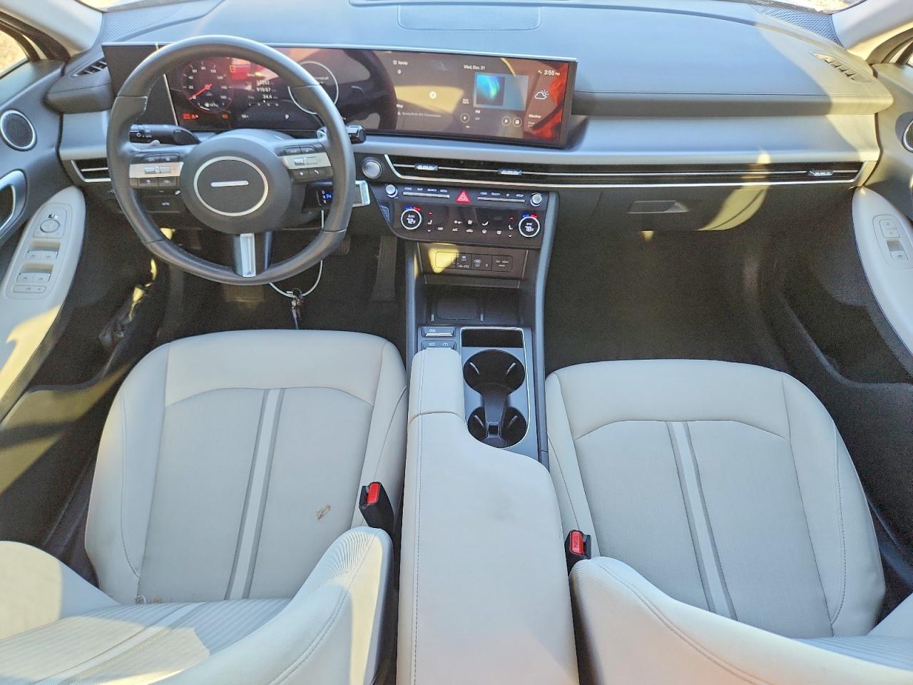 2024 HYUNDAI SONATA SEL photo 8