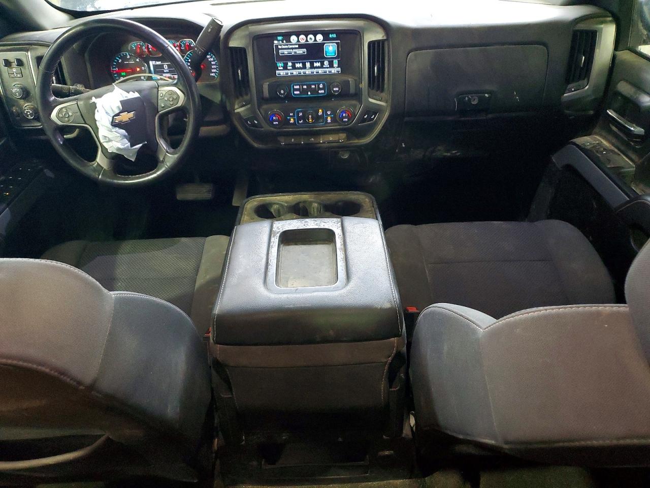 2018 CHEVROLET SILVERADO K1500 LT photo 8