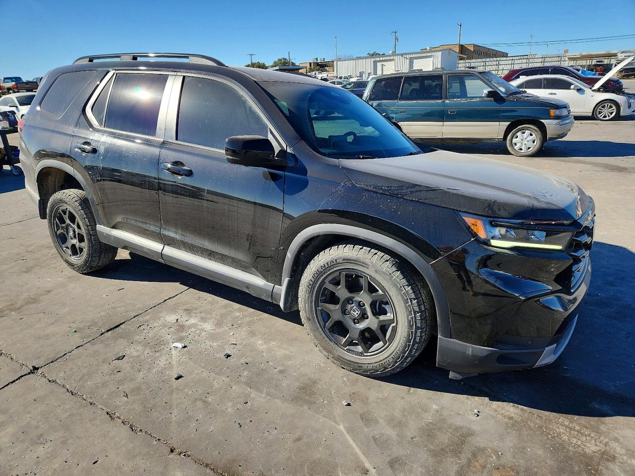 2025 HONDA PILOT TRAILSPORT photo 4