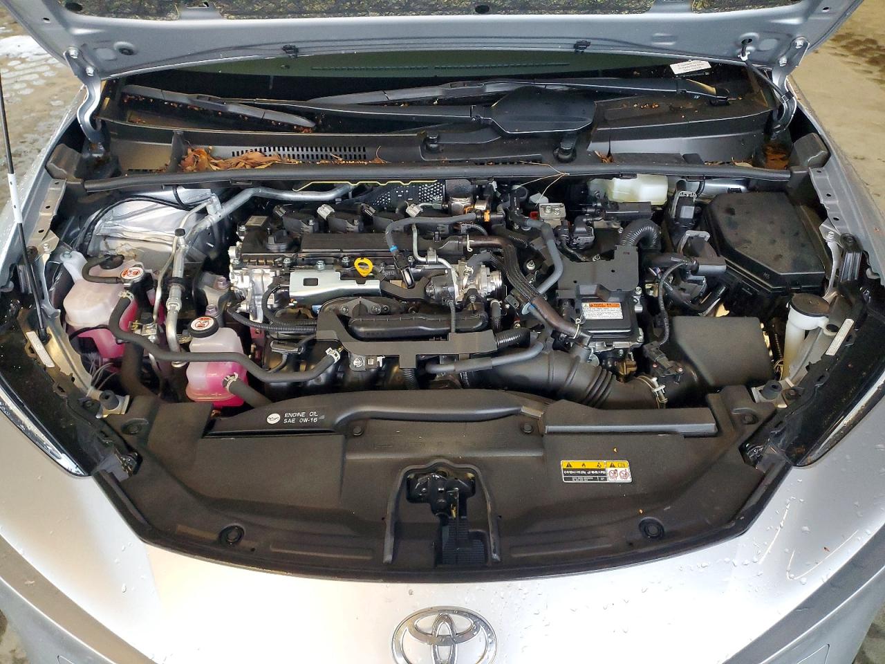 2025 TOYOTA PRIUS LE photo 11