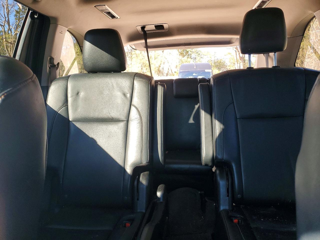 2016 TOYOTA HIGHLANDER XLE photo 19
