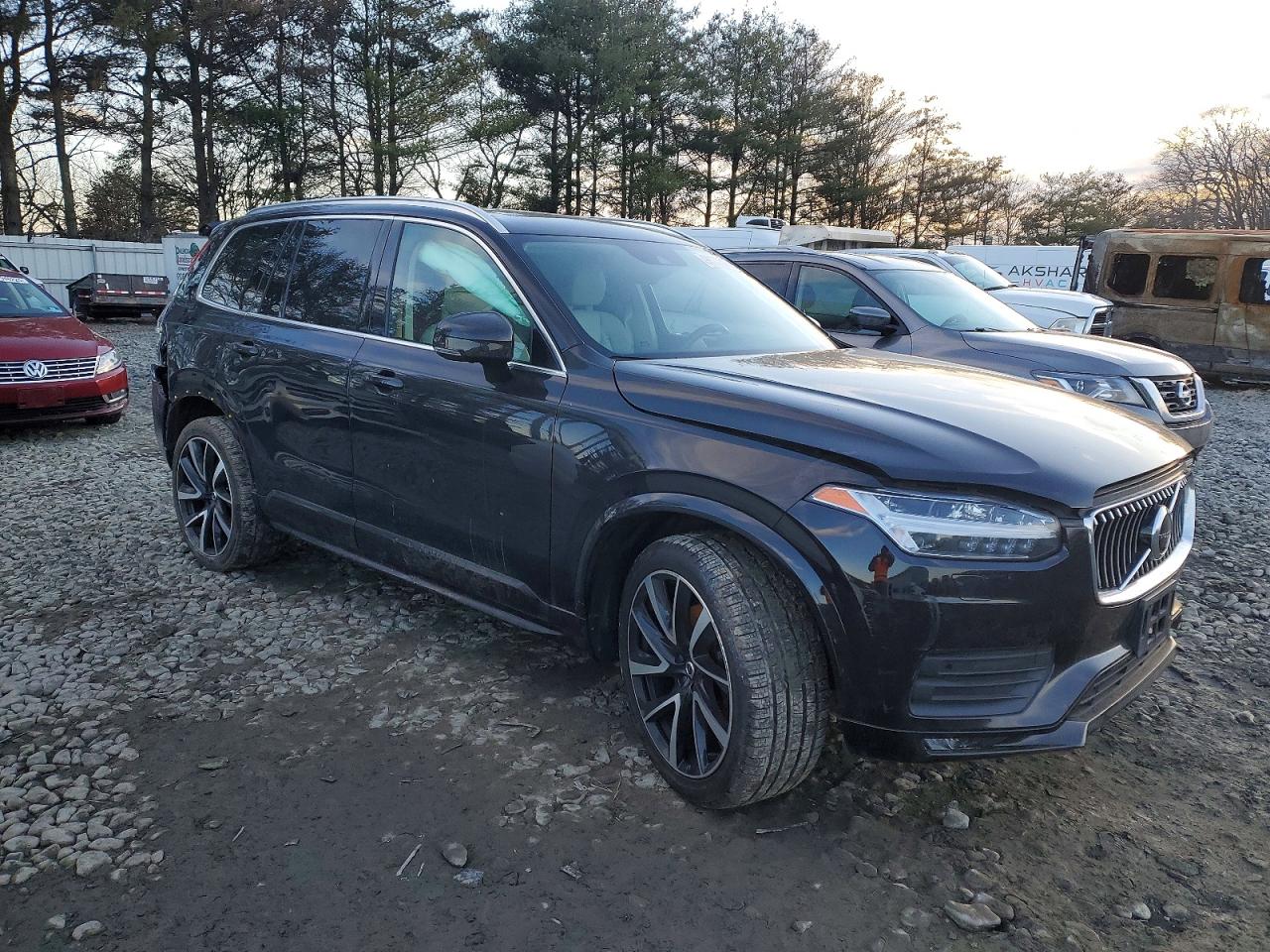 2021 VOLVO XC90 T6 MOMENTUM photo 4