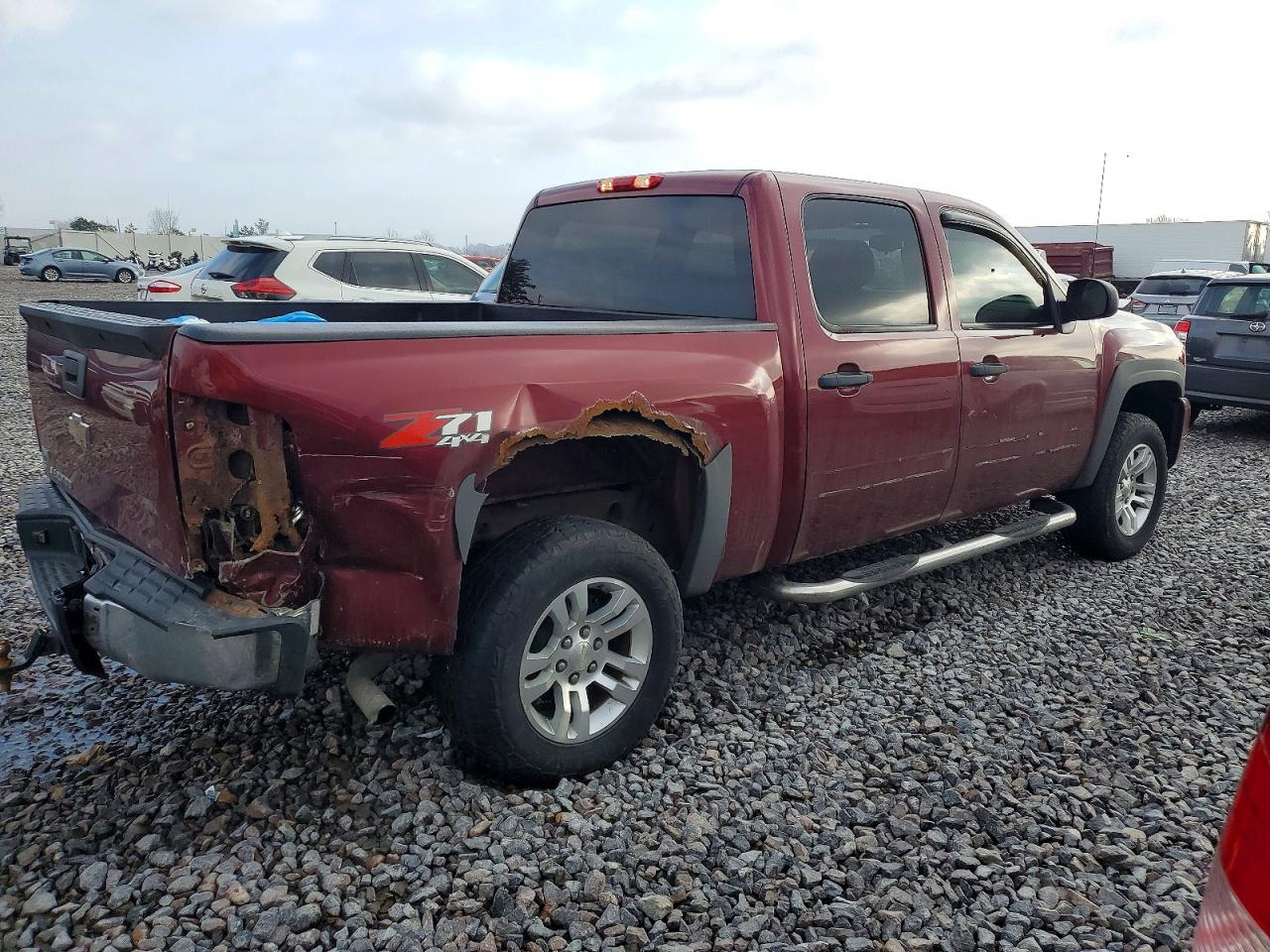 2009 CHEVROLET SILVERADO K1500 LT photo 3