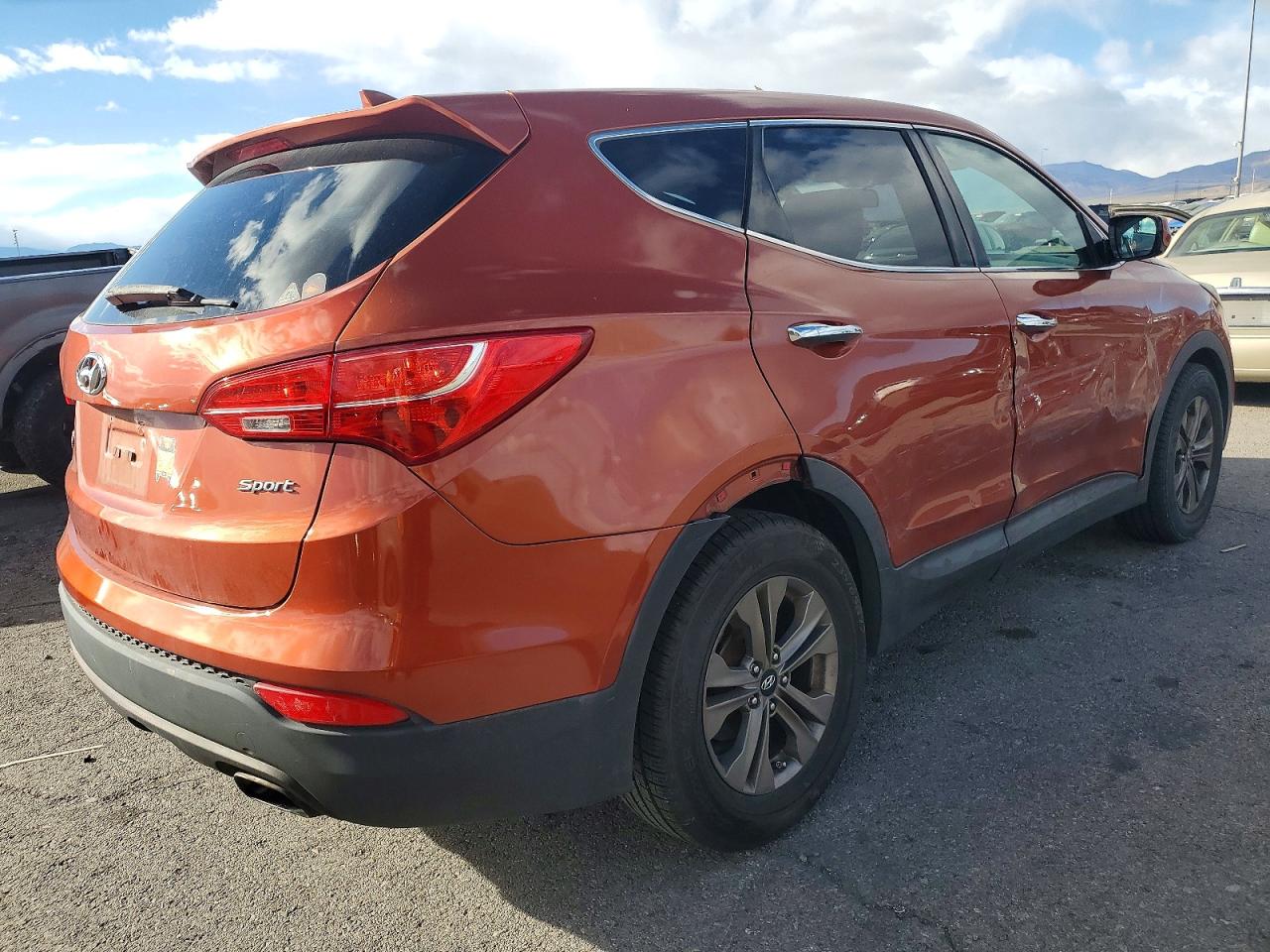 2015 HYUNDAI SANTA FE SPORT photo 3
