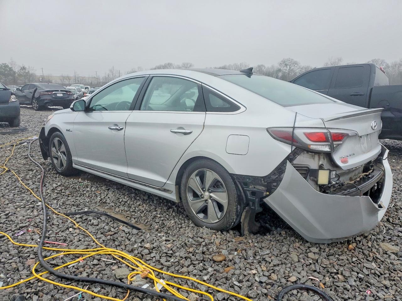2016 HYUNDAI SONATA HYBRID photo 3