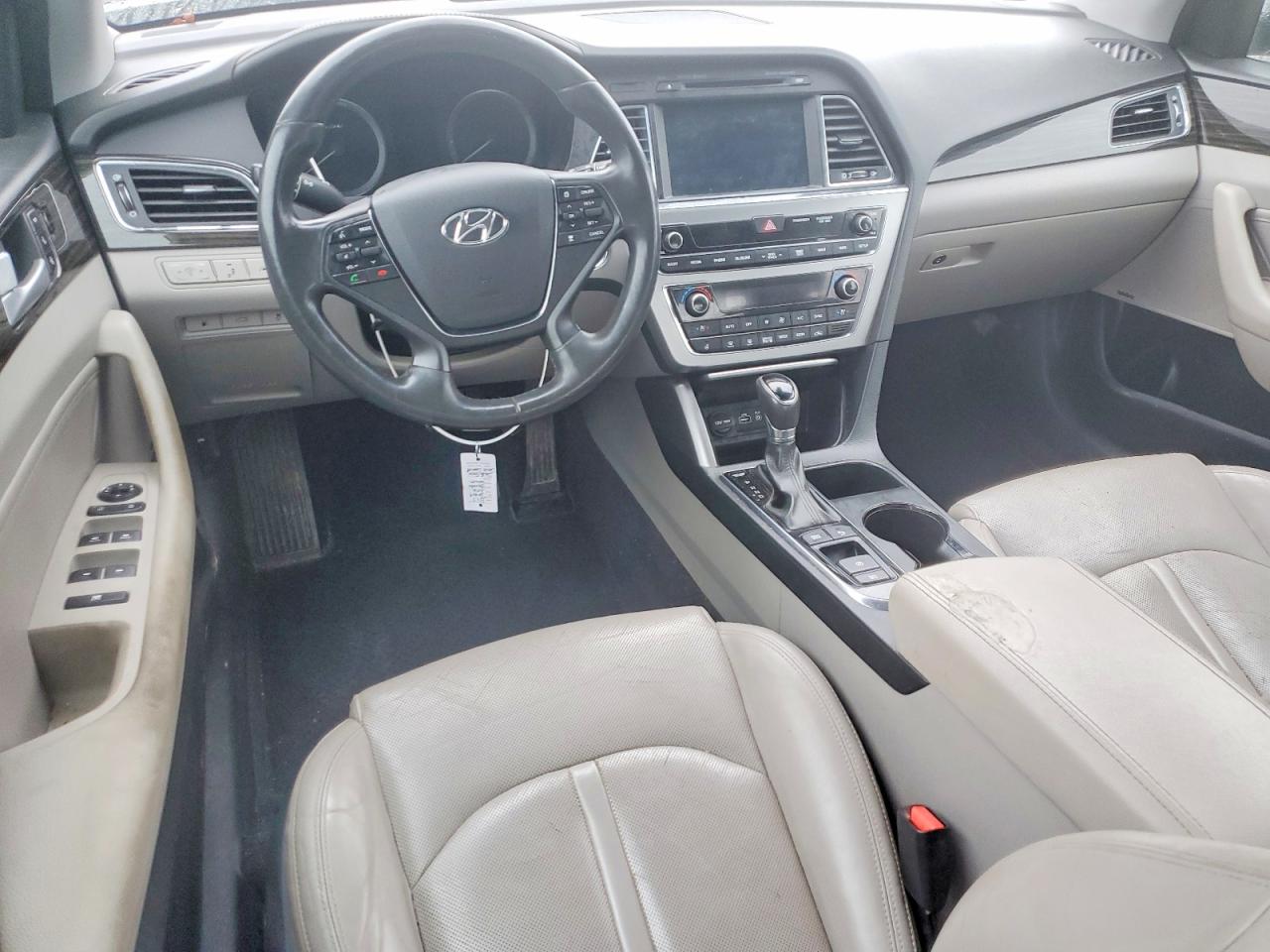 2016 HYUNDAI SONATA HYBRID photo 15