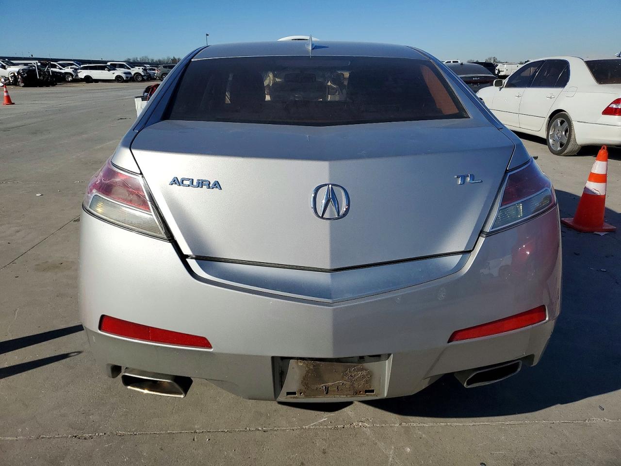 2010 ACURA TL photo 6