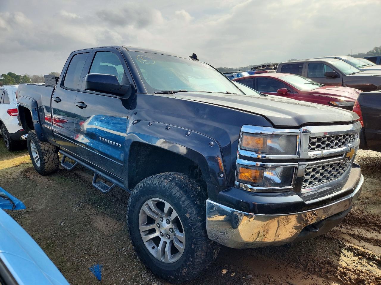 2015 CHEVROLET SILVERADO K1500 LT photo 4