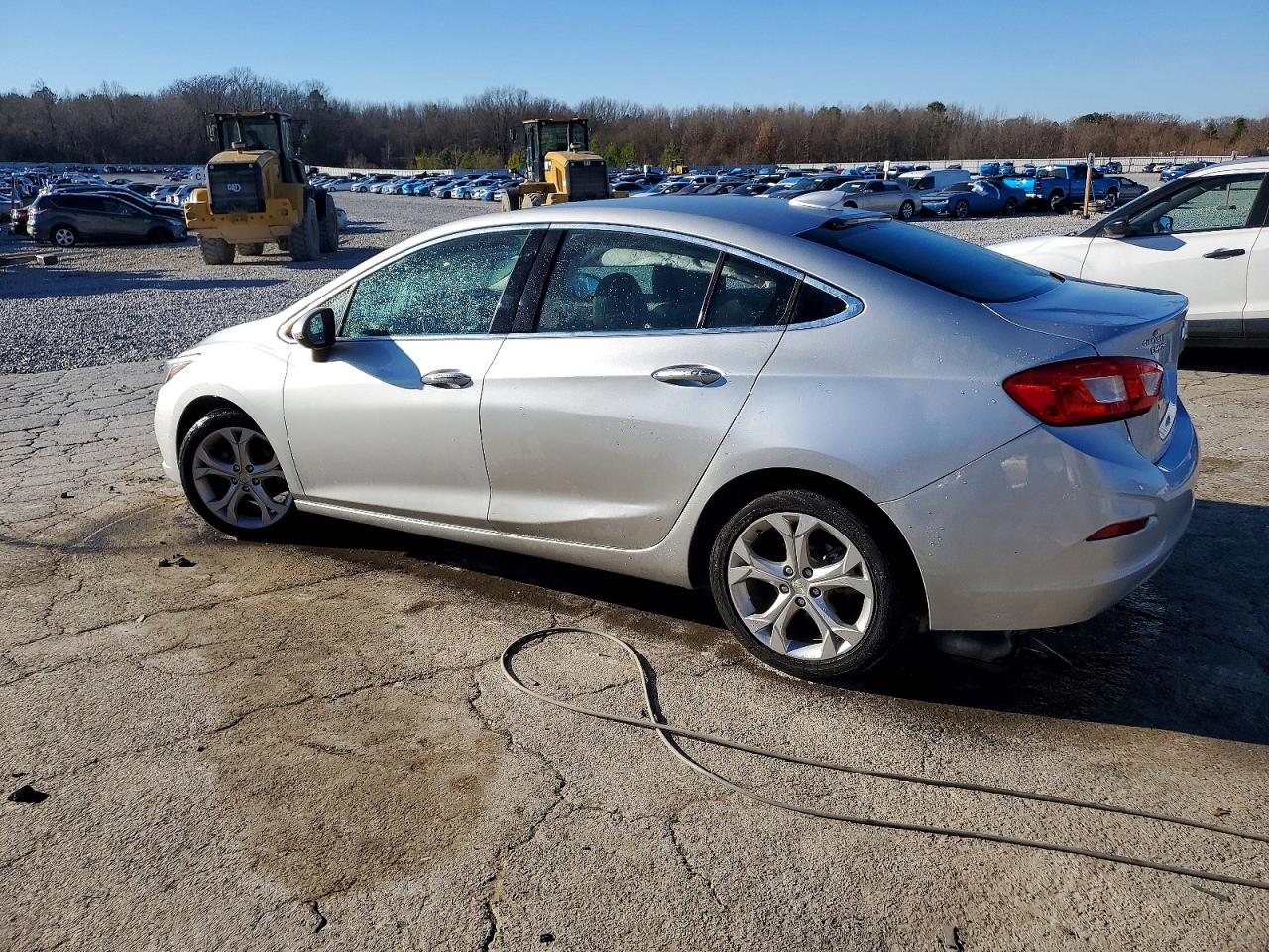 2017 CHEVROLET CRUZE PREMIER photo 2