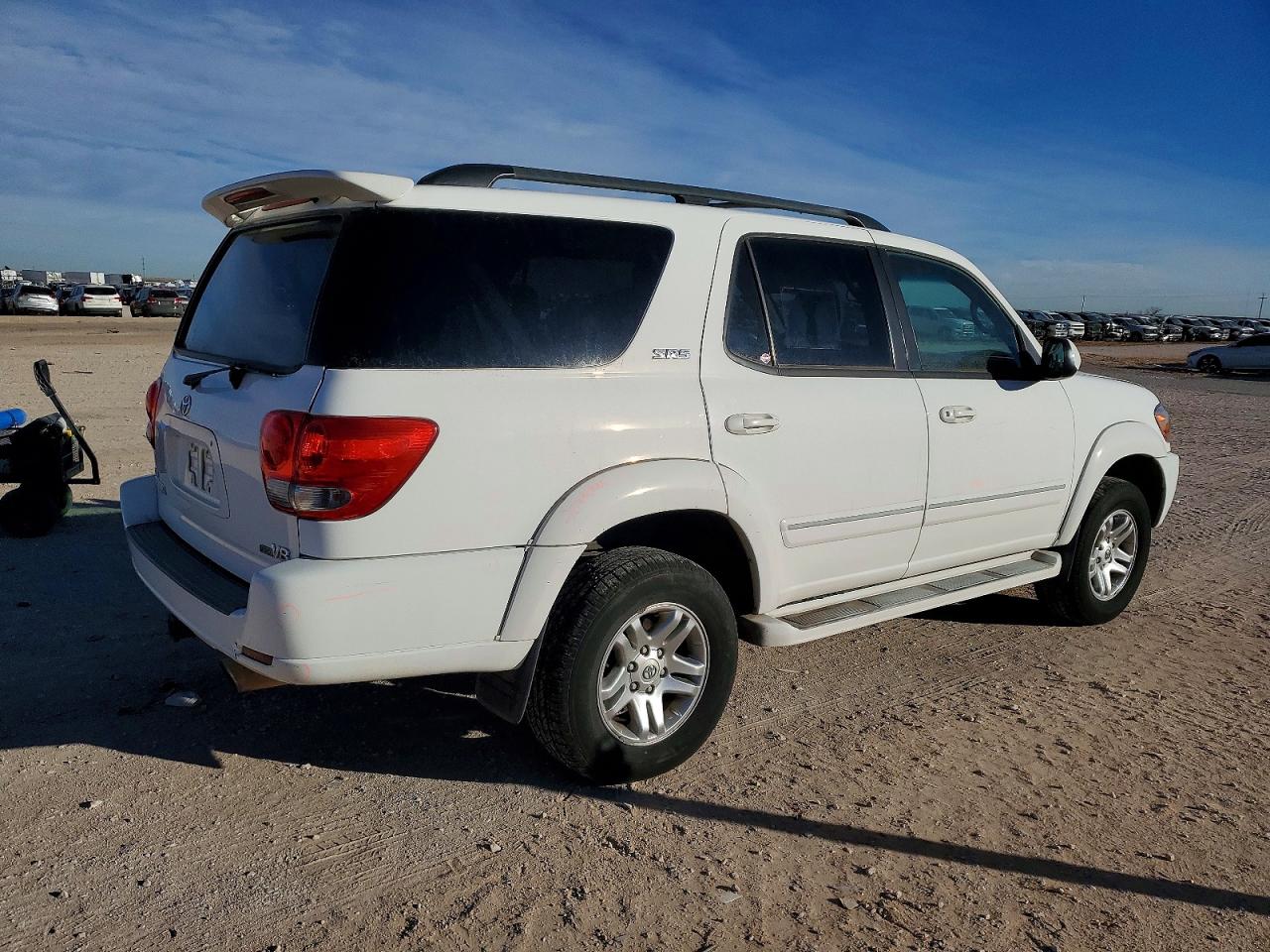 2006 TOYOTA SEQUOIA SR5 photo 3