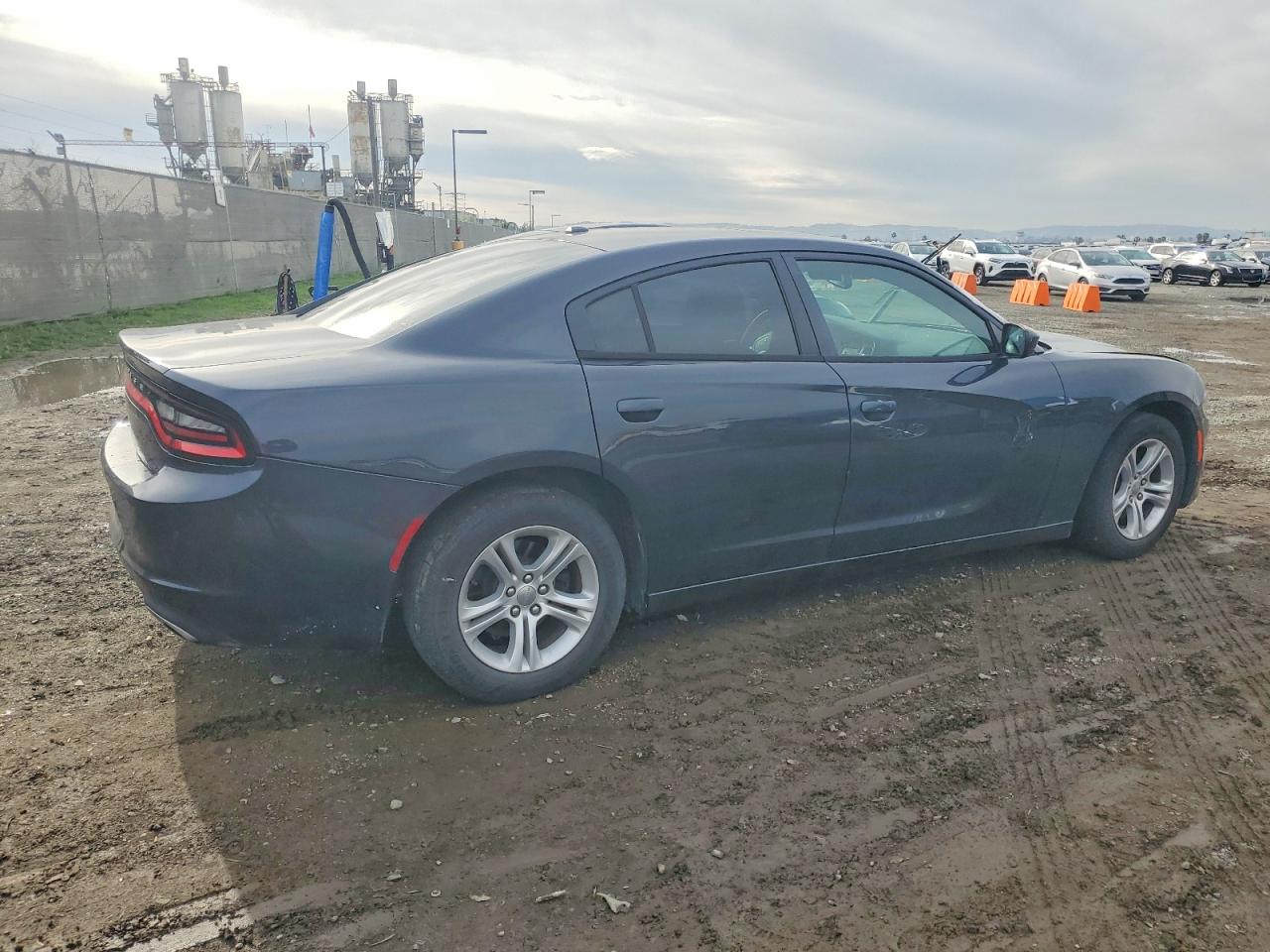 2016 DODGE CHARGER SE photo 3