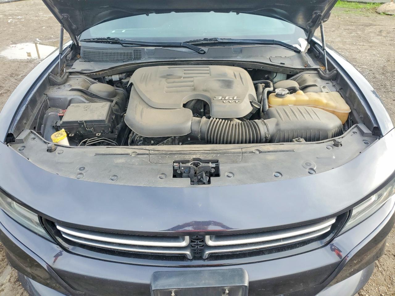 2016 DODGE CHARGER SE photo 11