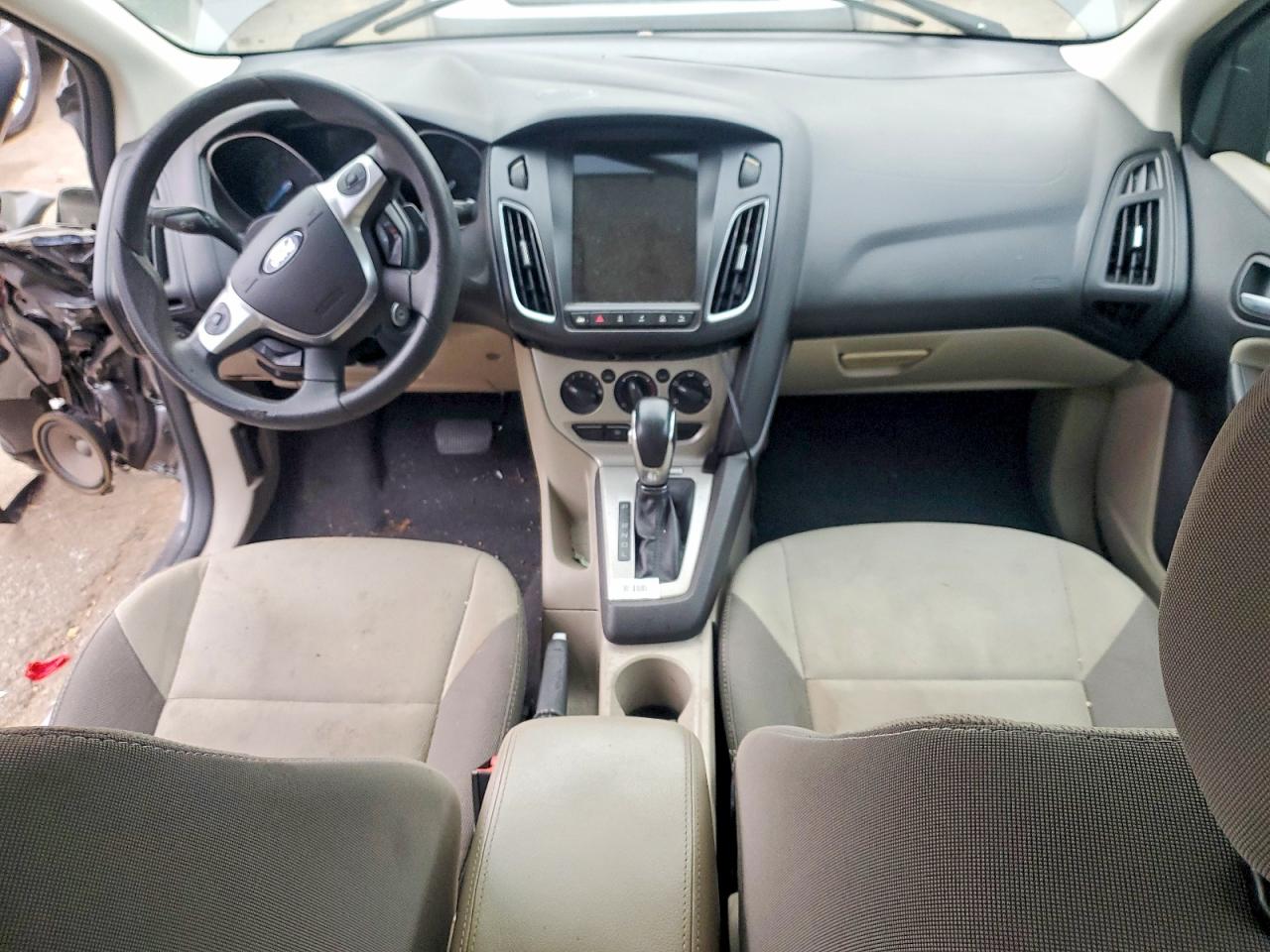 2013 FORD FOCUS SE photo 8
