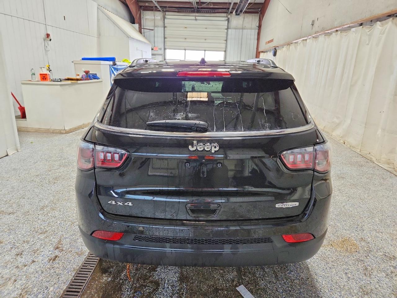 2024 JEEP COMPASS LATITUDE photo 6