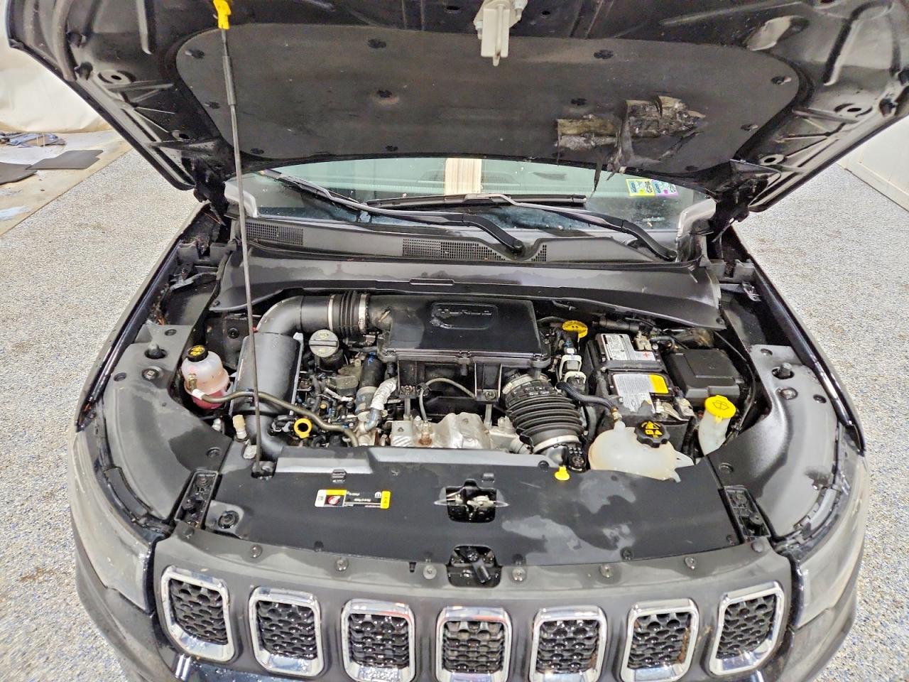 2024 JEEP COMPASS LATITUDE photo 12