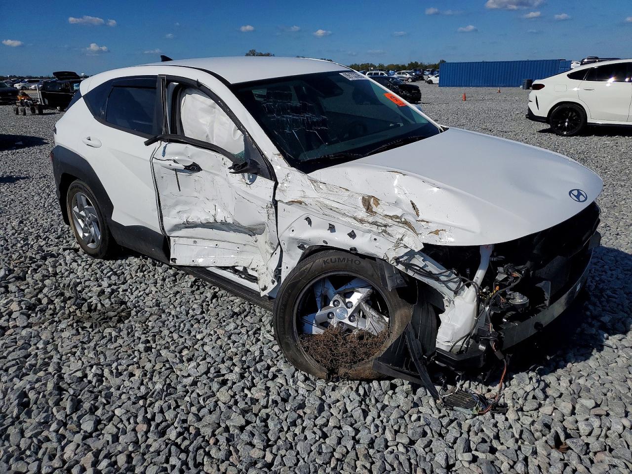 2024 HYUNDAI KONA SE photo 4