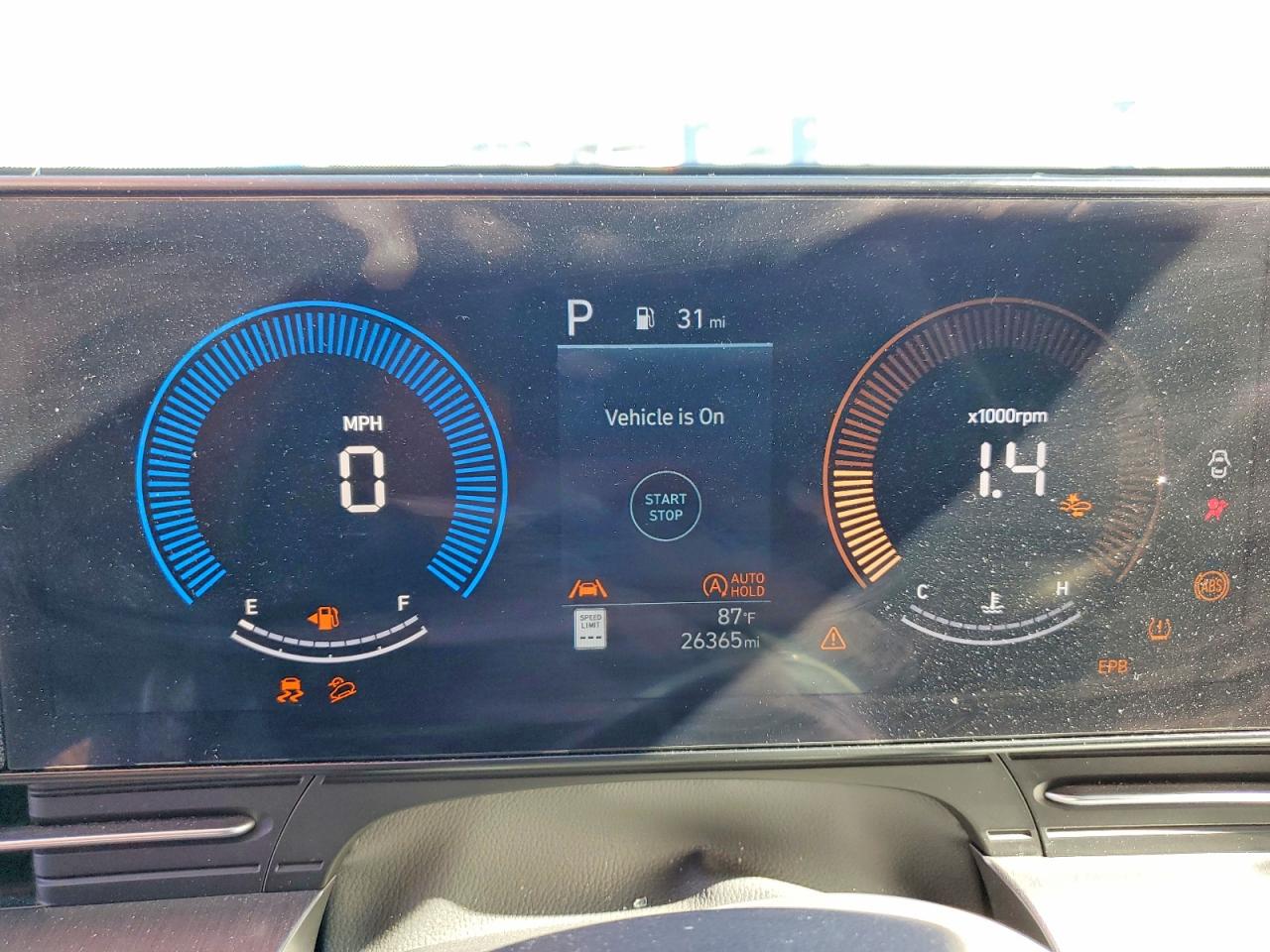 2024 HYUNDAI KONA SE photo 9