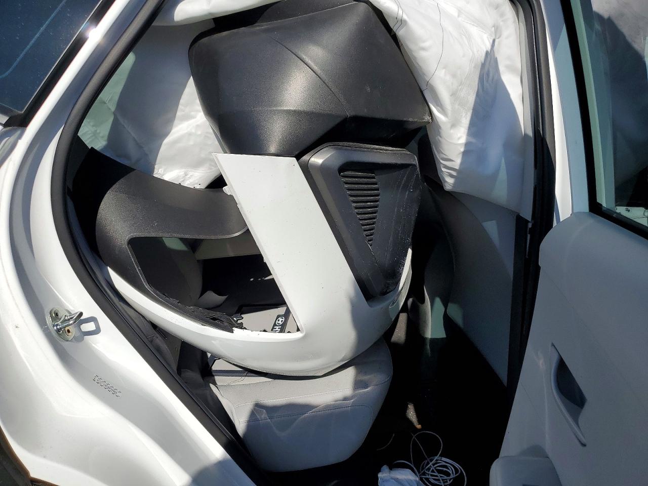 2024 HYUNDAI KONA SE photo 11