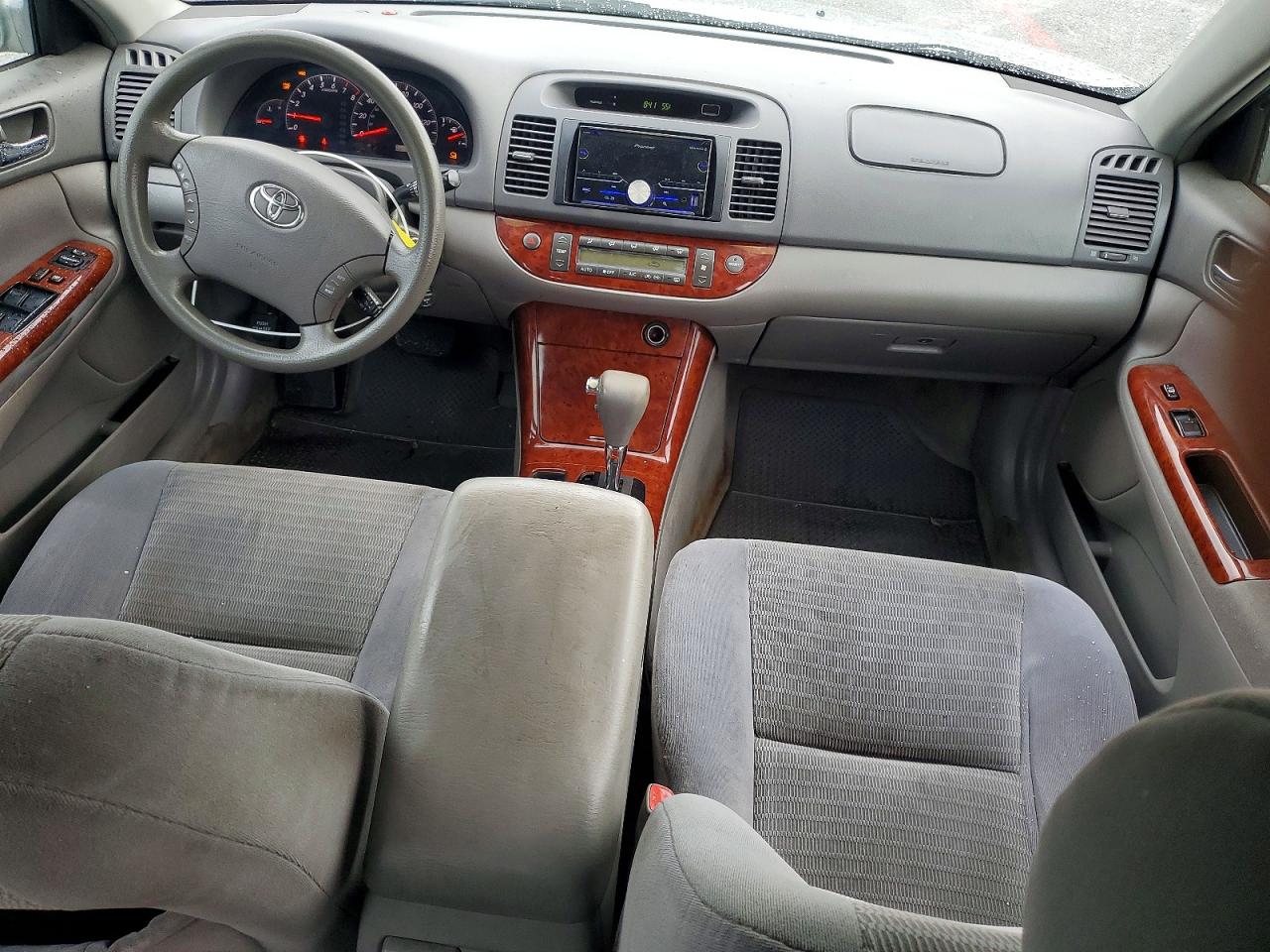 2006 TOYOTA CAMRY LE photo 8