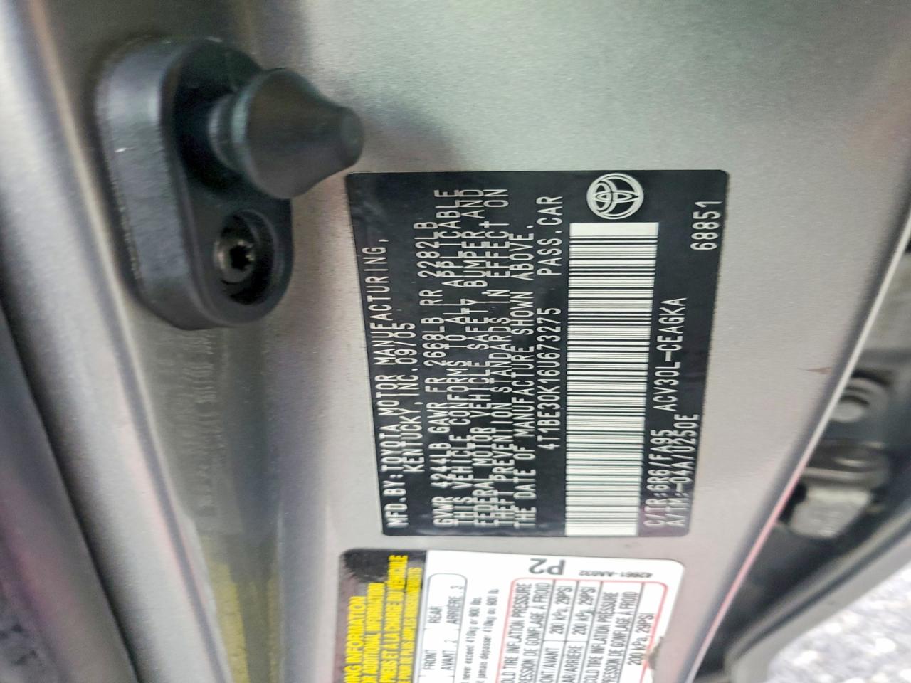 2006 TOYOTA CAMRY LE photo 12