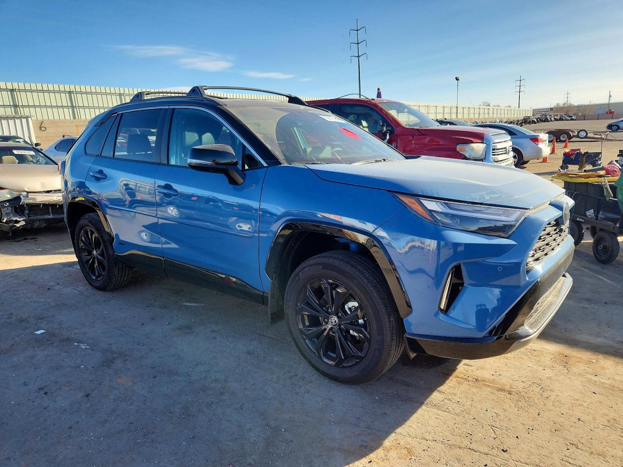 2025 TOYOTA RAV4 XSE photo 4