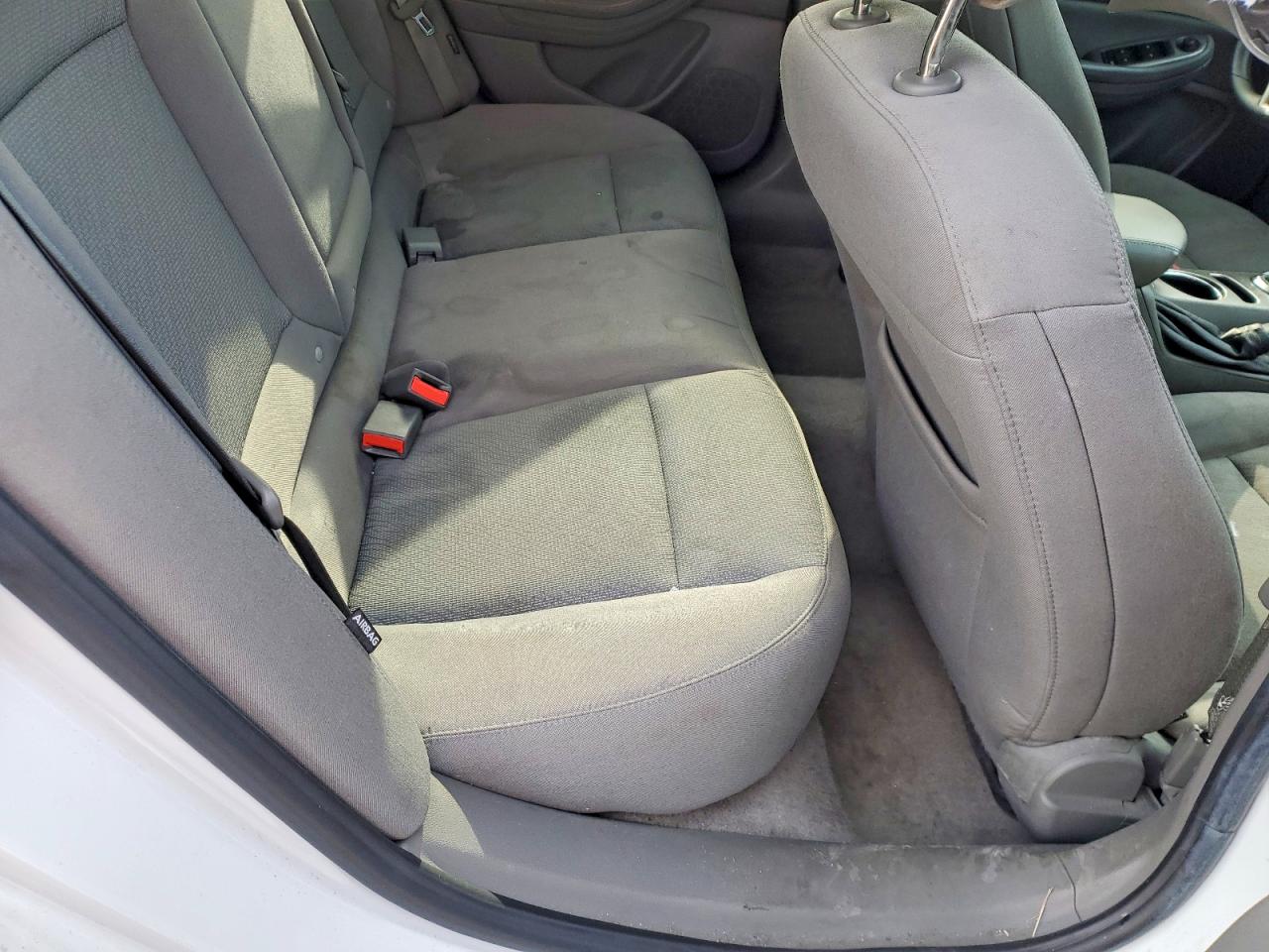 2014 CHEVROLET MALIBU LS photo 10