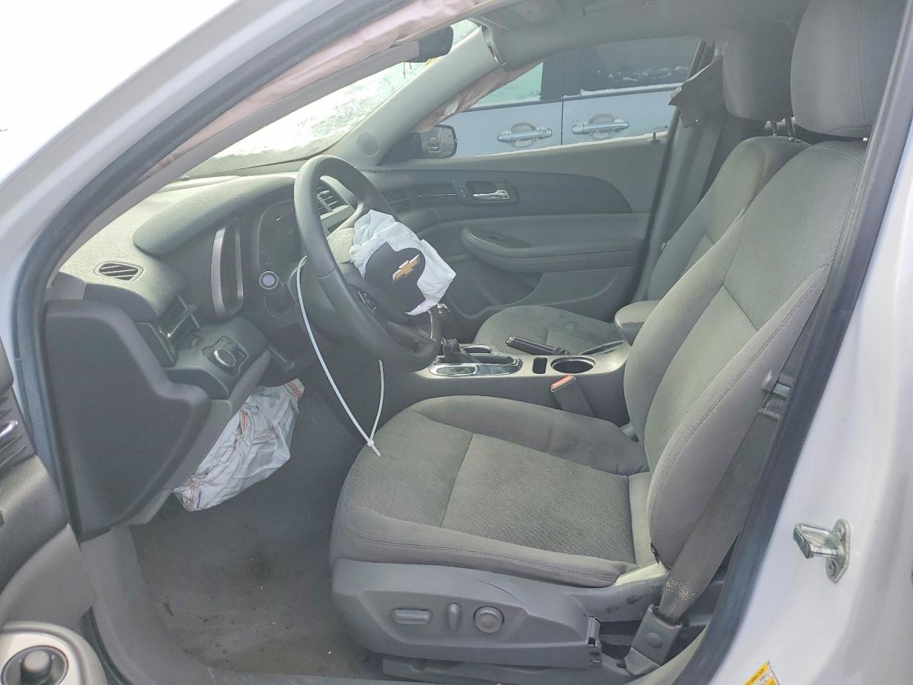 2014 CHEVROLET MALIBU LS photo 7