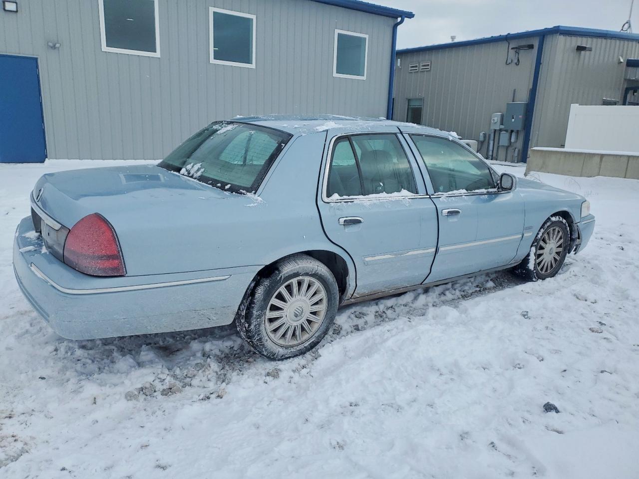 2009 MERCURY GRAND MARQUIS LS photo 3