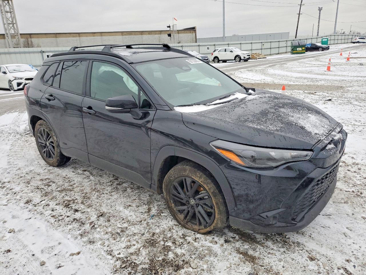 2024 TOYOTA COROLLA CROSS SE photo 4