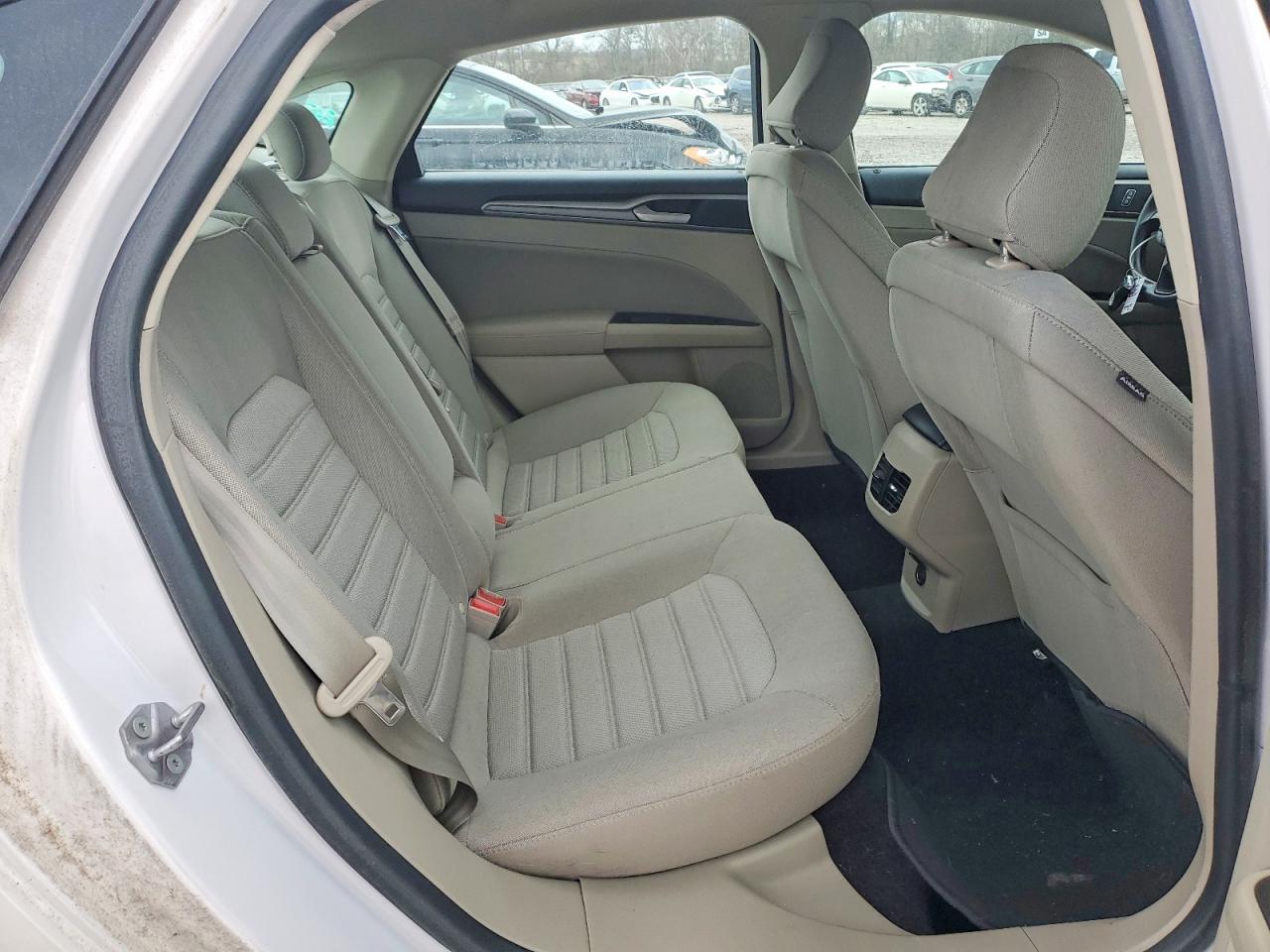 2020 FORD FUSION SE photo 19