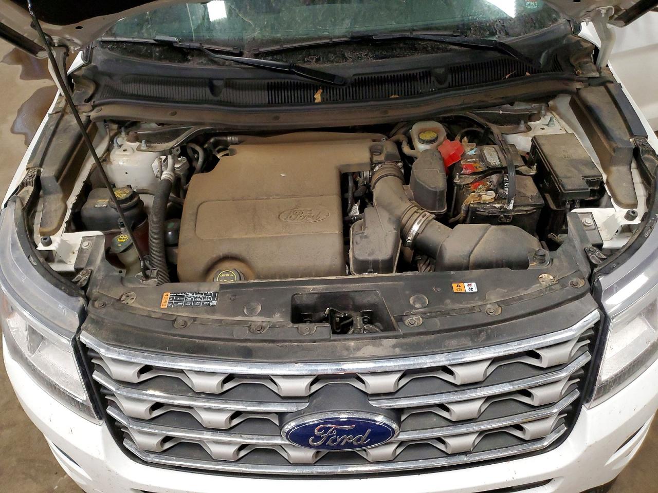 2017 FORD EXPLORER XLT photo 23