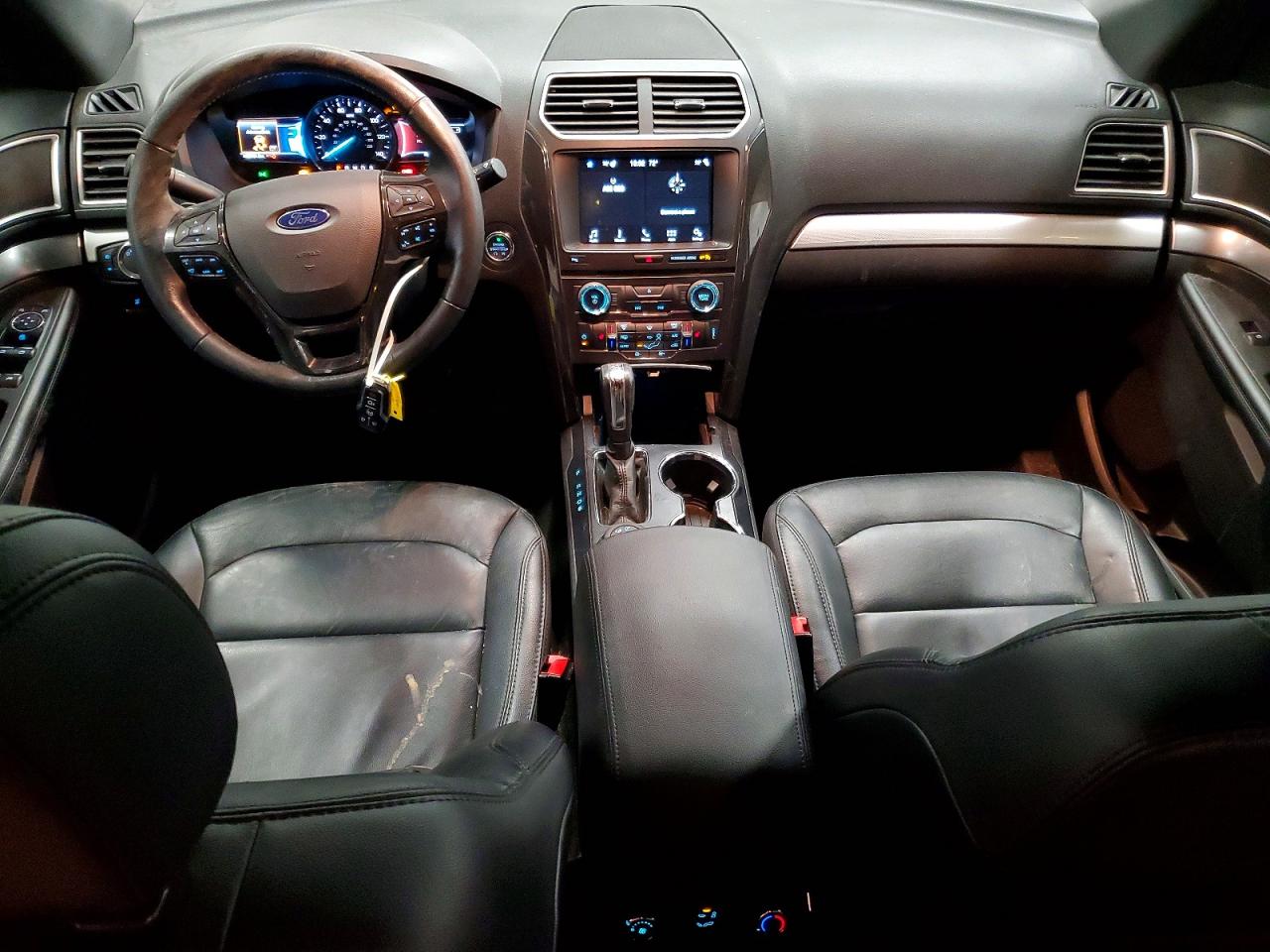 2017 FORD EXPLORER XLT photo 15
