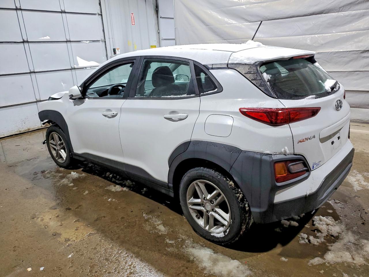 2020 HYUNDAI KONA SE photo 3