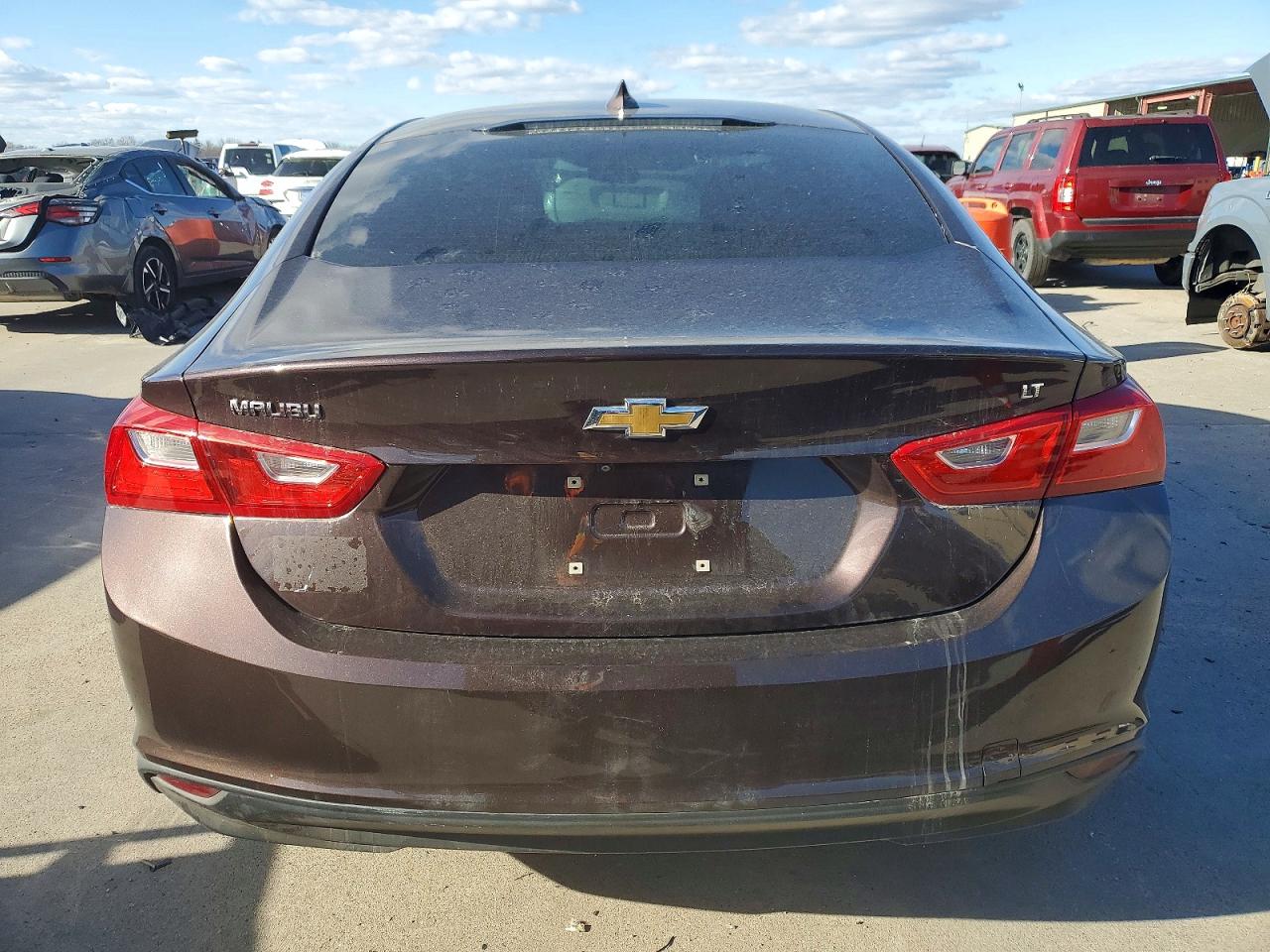 2016 CHEVROLET MALIBU LT photo 6
