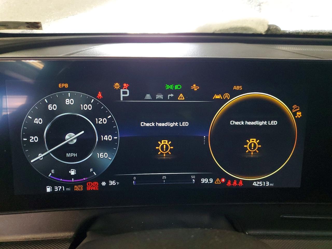 2023 KIA SPORTAGE SX PRESTIGE photo 9